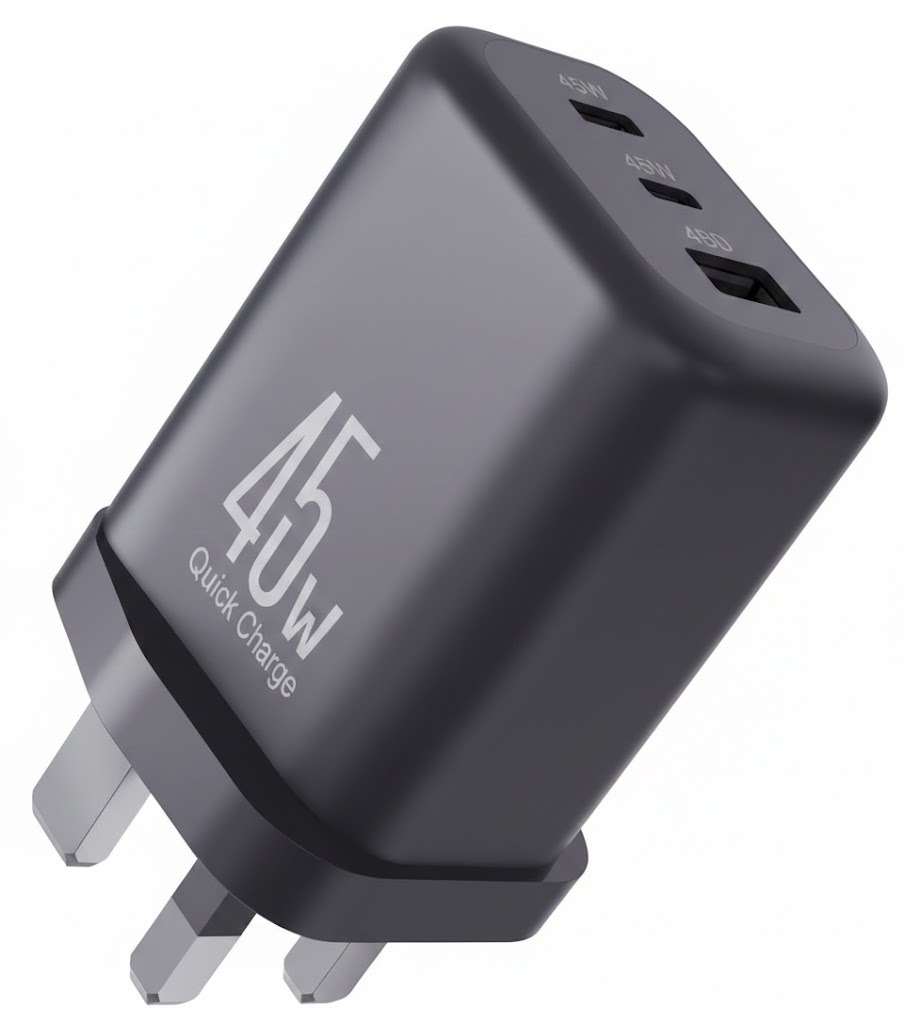 JOYROOM/ 45W 3-Port (GaN) Charger / Black